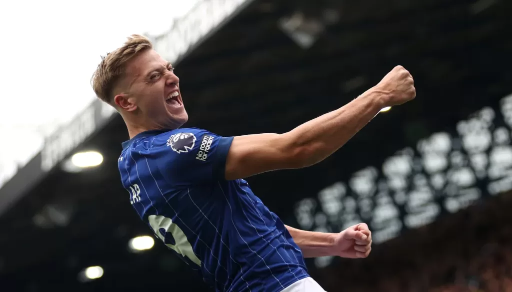 Liam Delap selebrasi setelah mencetak gol pertama Ipswich di Portman Road sejak kembali ke Liga Inggris (c) Foto: Premier League