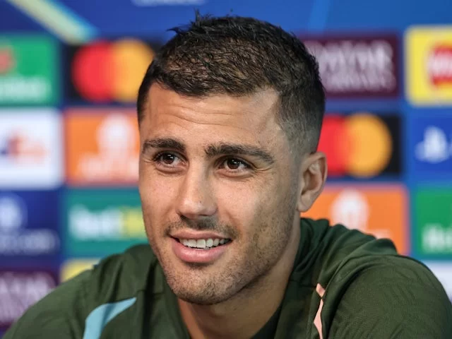 Rodri dari Manchester City saat konferensi pers pada 17 September 2024. (c) Imago