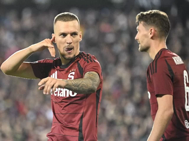 Lukas Haraslin dari Sparta Praha merayakan pada 27 Agustus 2024. (c) Imago