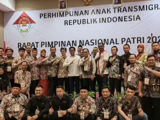 Gerakan Nasional Transmigrasi Sebagai Pembangun Daerah dan Perekat Bangsa