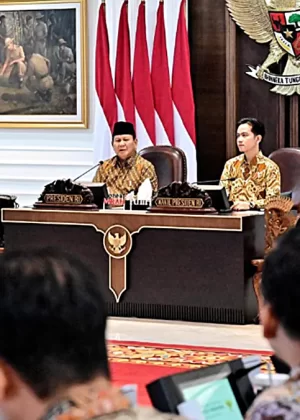 Pimpin SKP Perdana, Presiden Prabowo Tekankan Pentingnya Persatuan Nasional dan Kedaulatan Bangsa