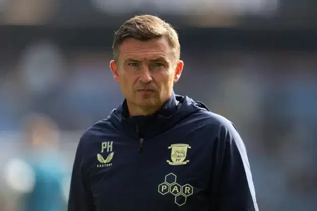 Manajer Preston North End Paul Heckingbottom saat laga Burnley vs Preston North End di EFL Sky Bet Championship di Burnley, Inggris, pada 05 Oktober 2024. (c) IMAGO/Shutterstock