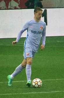 De Jong bermain untuk Barcelona pada tahun 2021. (c) Wikipedia