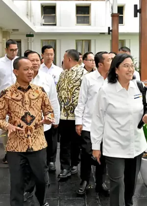 Menteri Keuangan Sri Mulyani Hadiri Rapat Koordinasi Bahas Subsidi Energi