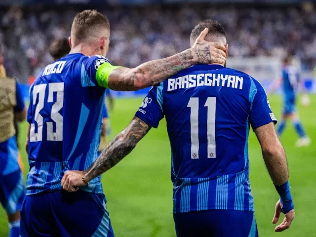 Juraj Kucka dan Tigran Barseghyan dari Slovan Bratislava pada 28 Agustus 2024 (c) Foto: IMAGO/Sportsmole