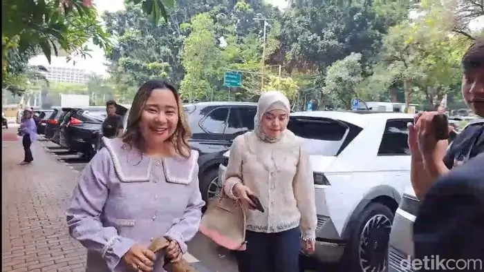 Chikita Meidy saat ditemui di Polda Metro Jaya. Foto: Ahsan/detikhot