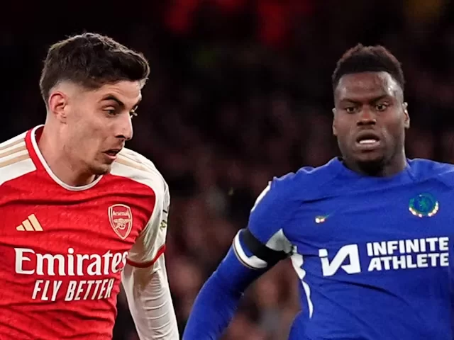 Kai Havertz dari Arsenal dan Benoit Badiashile dari Chelsea difoto pada tanggal 23 April 2024. (c) IMAGO