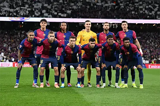 Squad Barcelona 2024-2025 (c) GettyImages