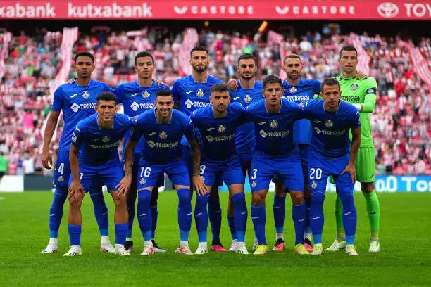 Squad Getafe 2024/2025 (c) Juan Manuel Serrano Arce/Getty Images