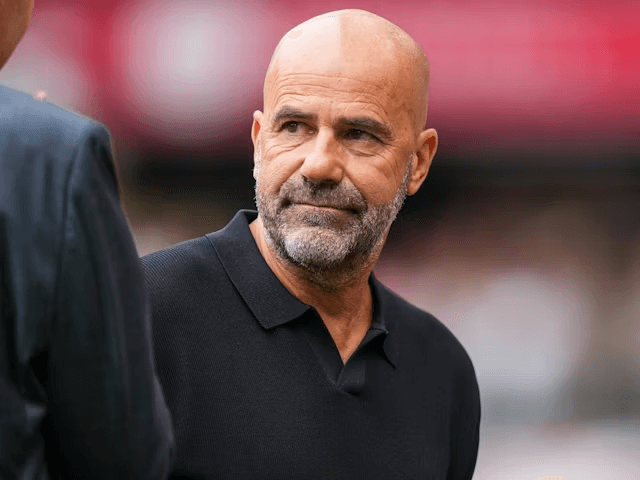 Pelatih PSV Eindhoven Peter Bosz pada 4 Agustus 2024 (c) Imago