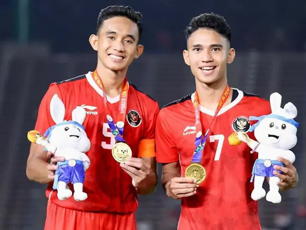 Persebaya Kembali Menyumbangkan Pemain Untuk Timnas Indonesia, Rizky Ridho dan Marselino Ferdinan