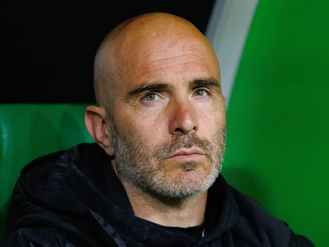 Pelatih kepala Chelsea Enzo Maresca pada 28 Mei 2025 (c) sportsmole.