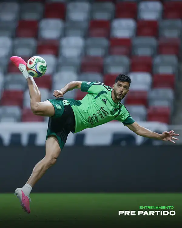 Sesi latihan terakhir Timnas Meksiko sebelum laga Piala Dunia 2026 (X/@miseleccionmxEN)